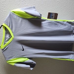 Nike medium youth tshirt